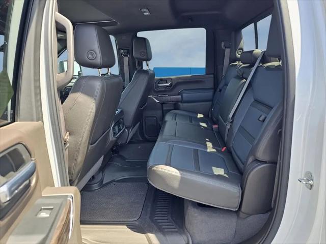 2023 GMC Sierra 3500HD 4WD Crew Cab Standard Bed Denali