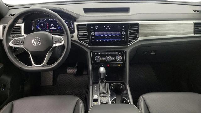 2023 Volkswagen Atlas Cross Sport 2.0T SE w/Technology
