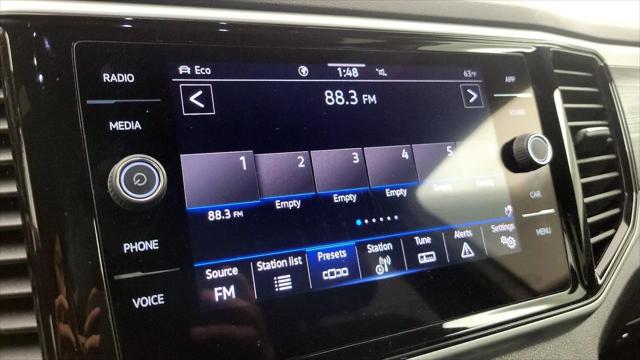 2023 Volkswagen Atlas Cross Sport 2.0T SE w/Technology