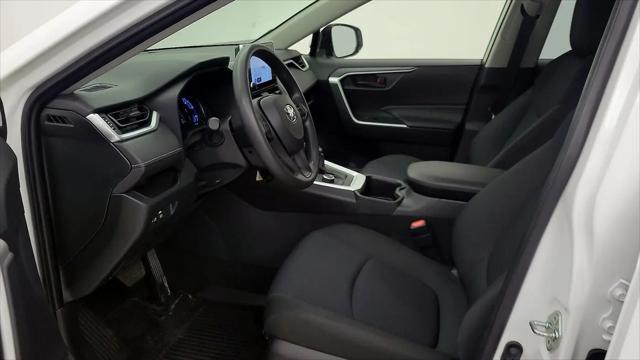 2025 Toyota RAV4 Hybrid LE