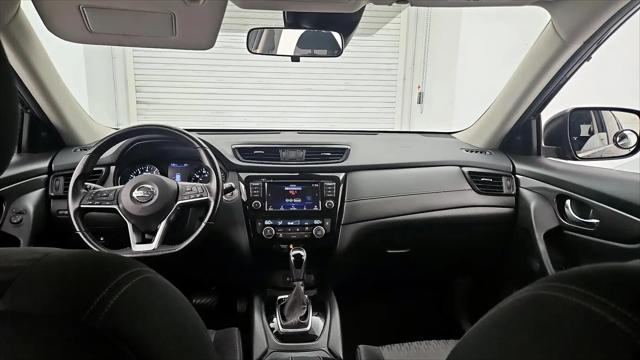 2020 Nissan Rogue SV FWD