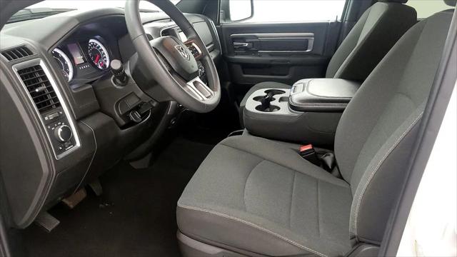 2024 Ram 1500 Classic Warlock Crew Cab 4x2 5'7" Box