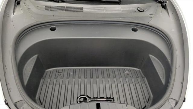 2021 Tesla Model 3 Standard Range Plus Rear-Wheel Drive