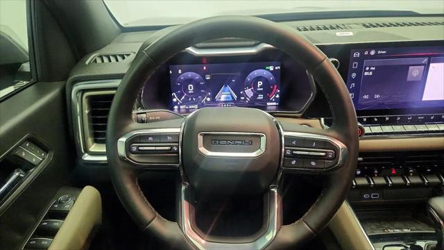2025 GMC Canyon 4WD Denali