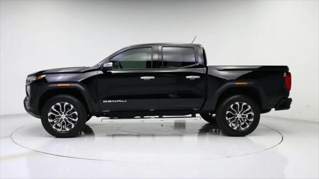 2025 GMC Canyon 4WD Denali