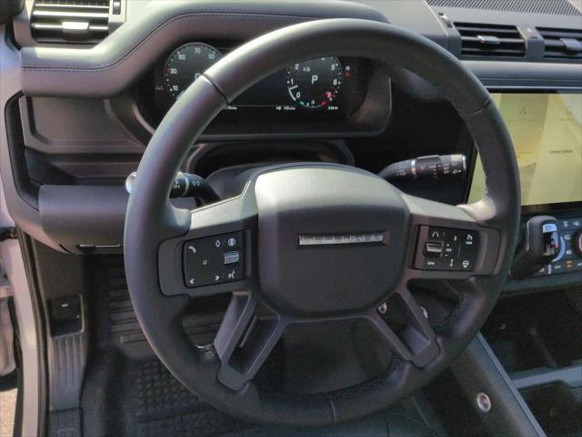 2026 Land Rover Defender P400 X-Dynamic SE