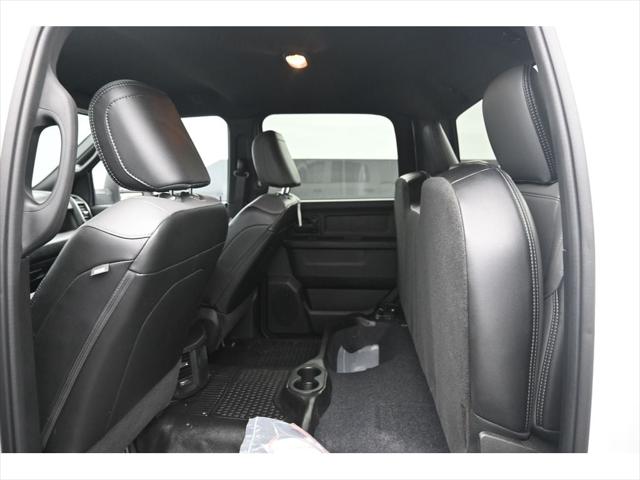 2024 Ram 3500 Tradesman Crew Cab 4x4 8' Box