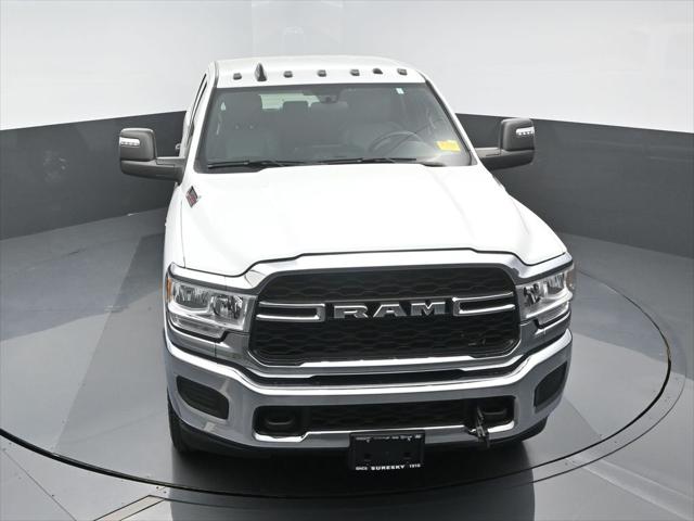2024 Ram 3500 Tradesman Crew Cab 4x4 8' Box