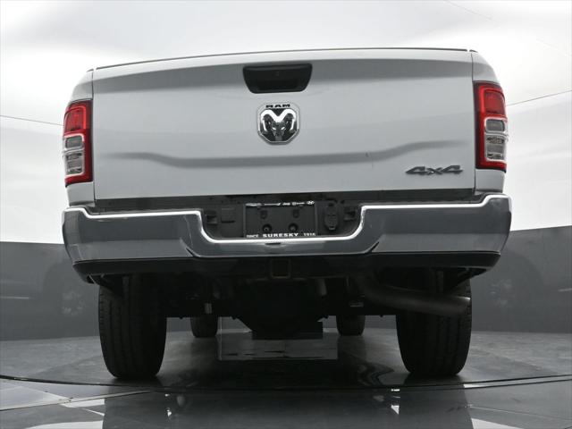2024 Ram 3500 Tradesman Crew Cab 4x4 8' Box