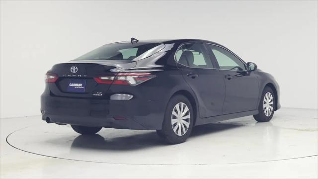2022 Toyota Camry LE Hybrid