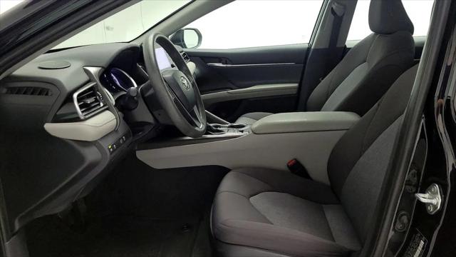 2022 Toyota Camry LE Hybrid