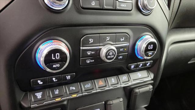 2022 GMC Sierra 3500HD 4WD Crew Cab Standard Bed AT4