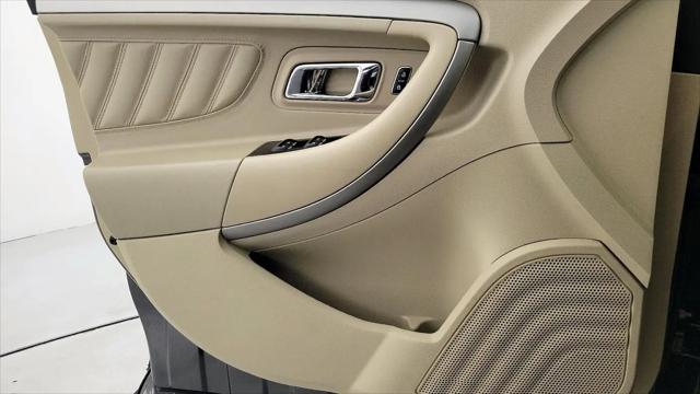 2018 Ford Taurus SE