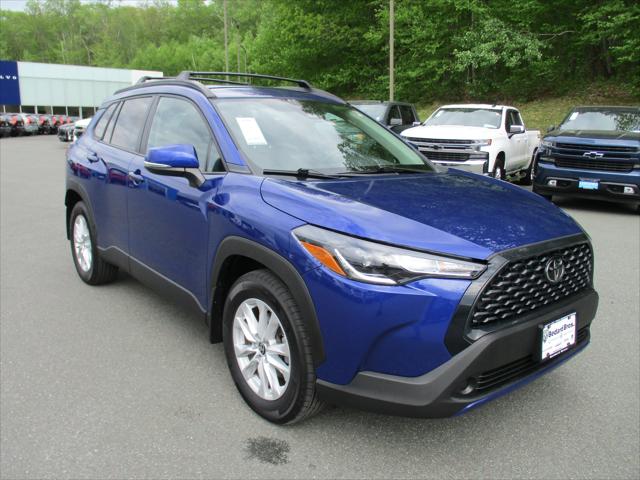 2024 Toyota Corolla Cross LE