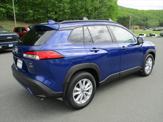 2024 Toyota Corolla Cross LE