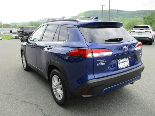 2024 Toyota Corolla Cross LE
