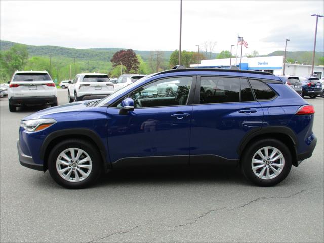 2024 Toyota Corolla Cross LE