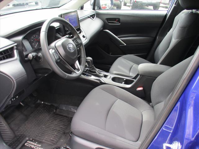 2024 Toyota Corolla Cross LE