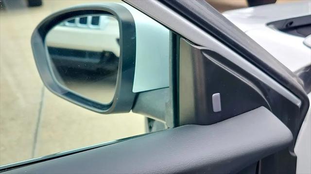 2021 Nissan Sentra SV Xtronic CVT