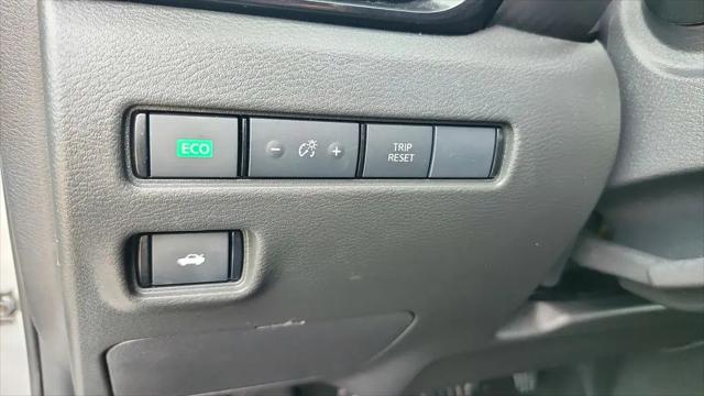 2021 Nissan Sentra SV Xtronic CVT