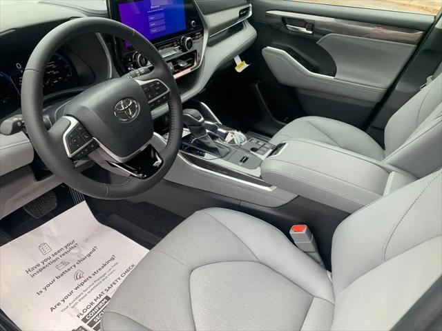 2026 Toyota Highlander Hybrid Limited