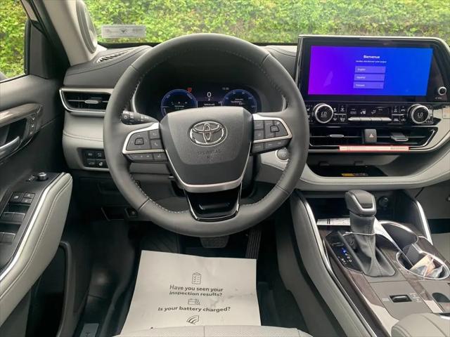 2026 Toyota Highlander Hybrid Limited