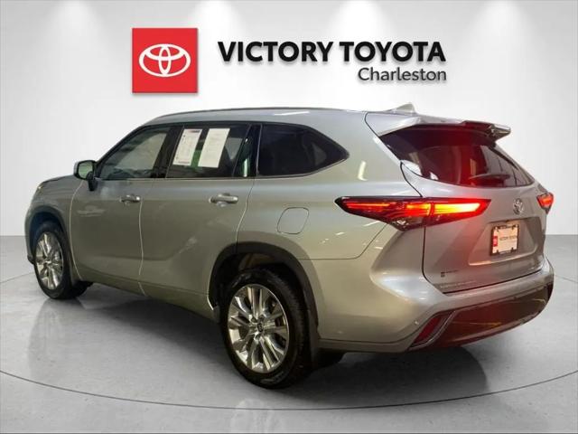 2022 Toyota Highlander Limited
