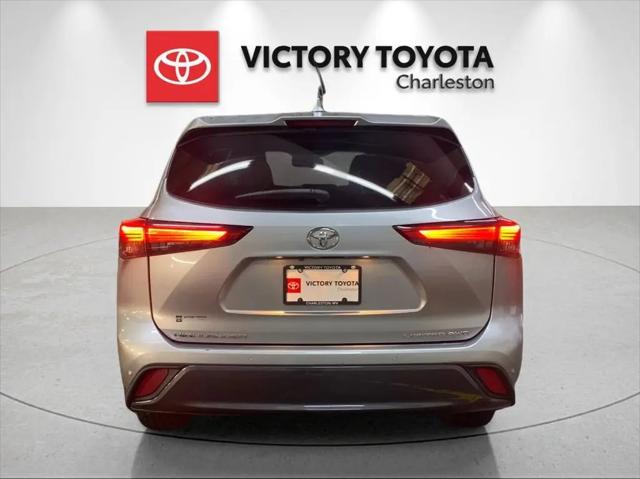 2022 Toyota Highlander Limited