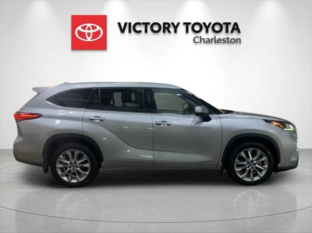 2022 Toyota Highlander Limited