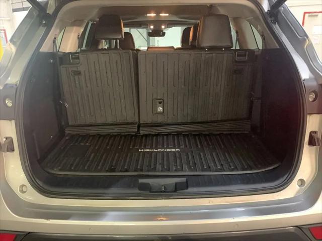 2022 Toyota Highlander Limited