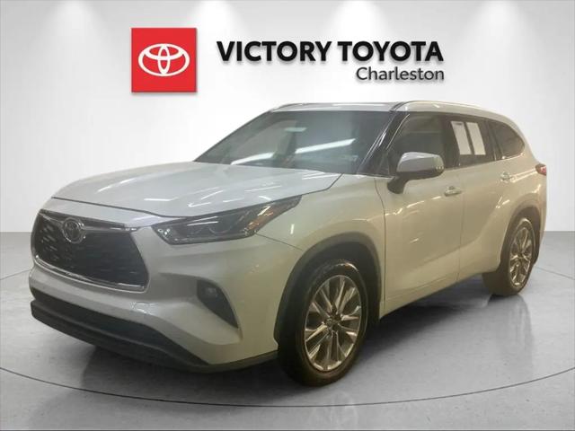 2022 Toyota Highlander Limited for sale in Charleston, WV