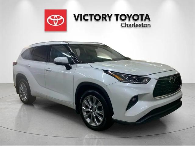 2022 Toyota Highlander Limited