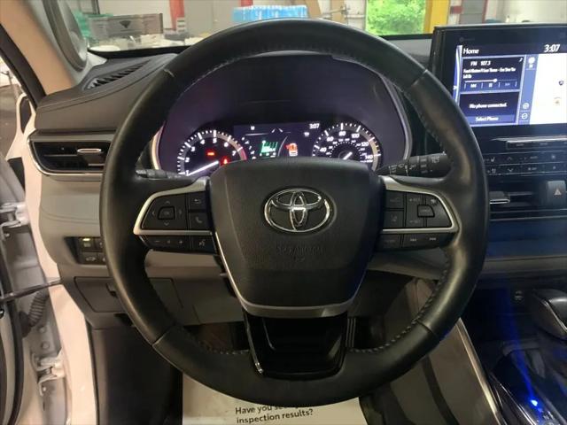 2022 Toyota Highlander Limited