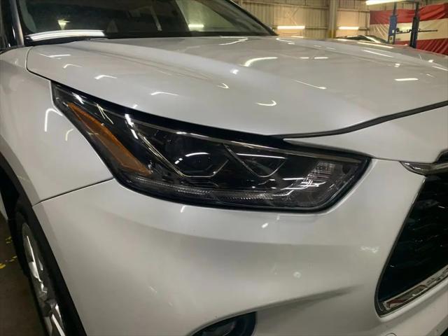 2022 Toyota Highlander Limited