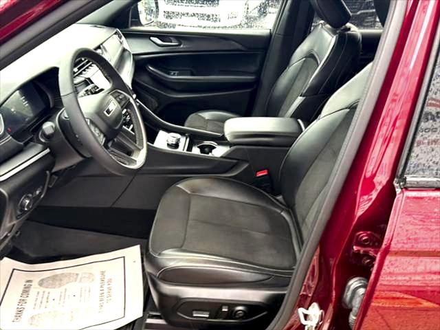 2024 Jeep Grand Cherokee L Altitude X 4x4