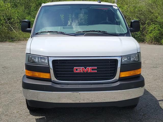 2024 GMC Savana Cargo RWD 2500 Regular Wheelbase Work Van