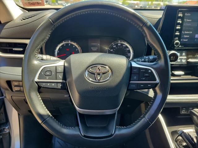 2022 Toyota Highlander LE