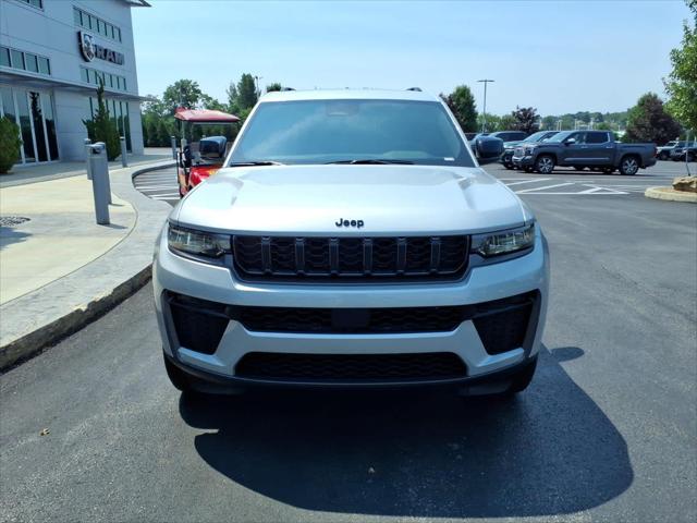 2026 Jeep Grand Cherokee L GRAND CHEROKEE L LAREDO ALTITUDE 4X4