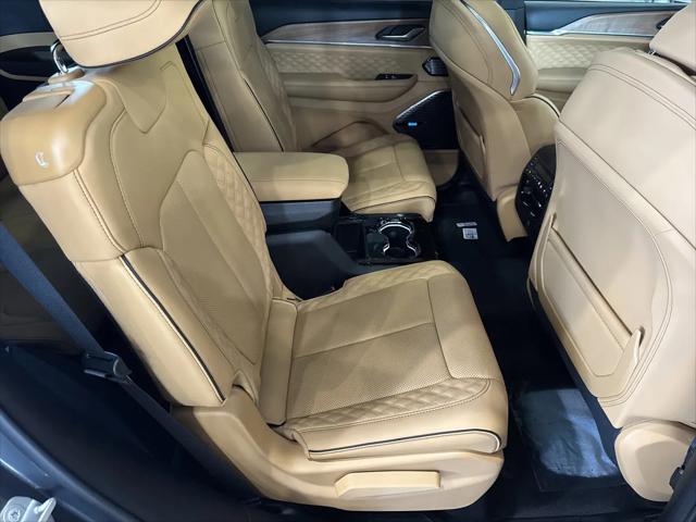 2026 Jeep Grand Cherokee L Summit 4x4