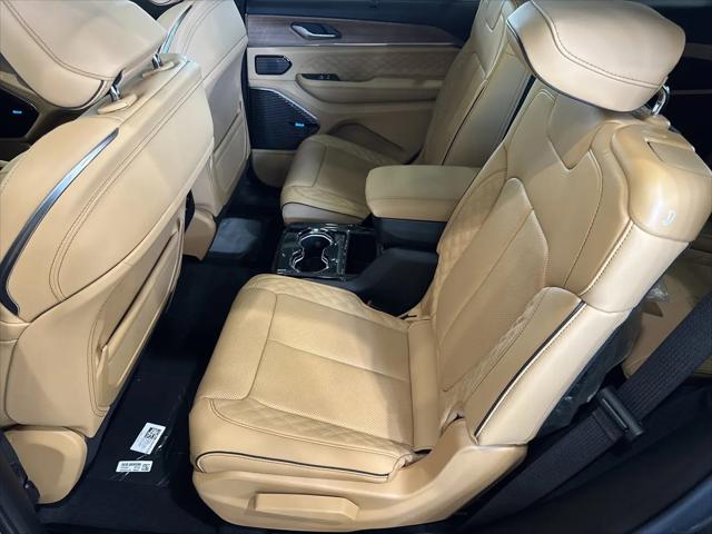 2026 Jeep Grand Cherokee L Summit 4x4