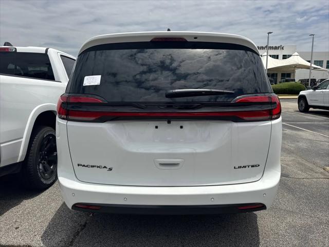 2027 Chrysler Pacifica Limited
