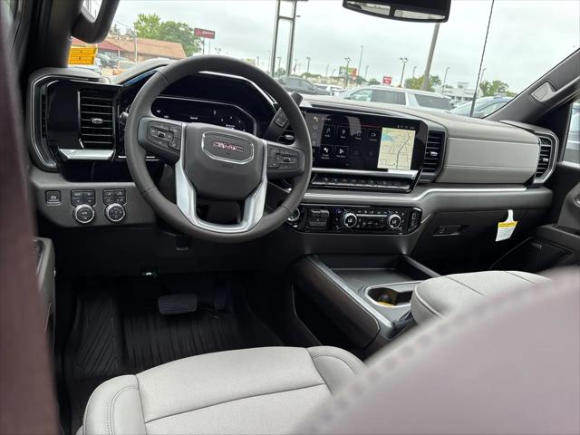 2026 GMC Sierra 2500HD Crew Cab, Standard Bed, SLT, 4WD