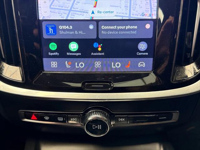 2024 Volvo S60 B5 Core Dark Theme