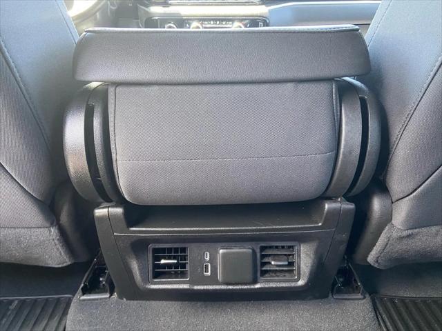 2024 GMC Sierra 1500 4WD Crew Cab Short Box Elevation with 3VL