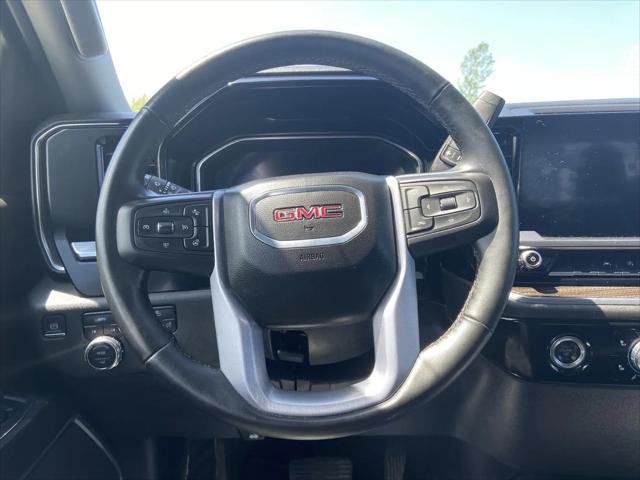 2024 GMC Sierra 1500 4WD Crew Cab Short Box Elevation with 3VL