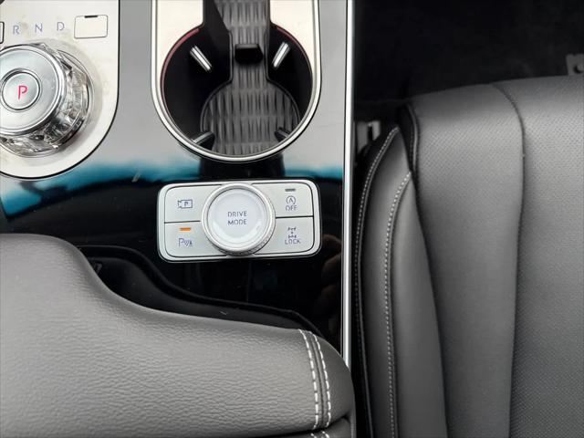 2025 Genesis GV80 2.5T Standard AWD