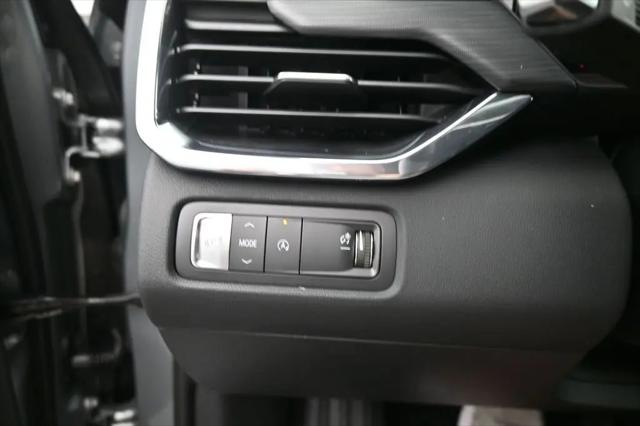 2026 GMC Acadia Elevation FWD