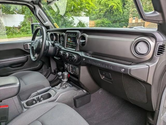 2022 Jeep Wrangler Unlimited High Tide 4x4