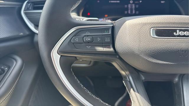 2026 Jeep Grand Cherokee Laredo 4x4