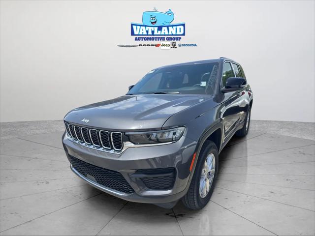 2026 Jeep Grand Cherokee Laredo 4x4
